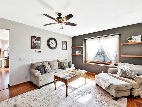 4th image of 4018 N Rushwood Cir