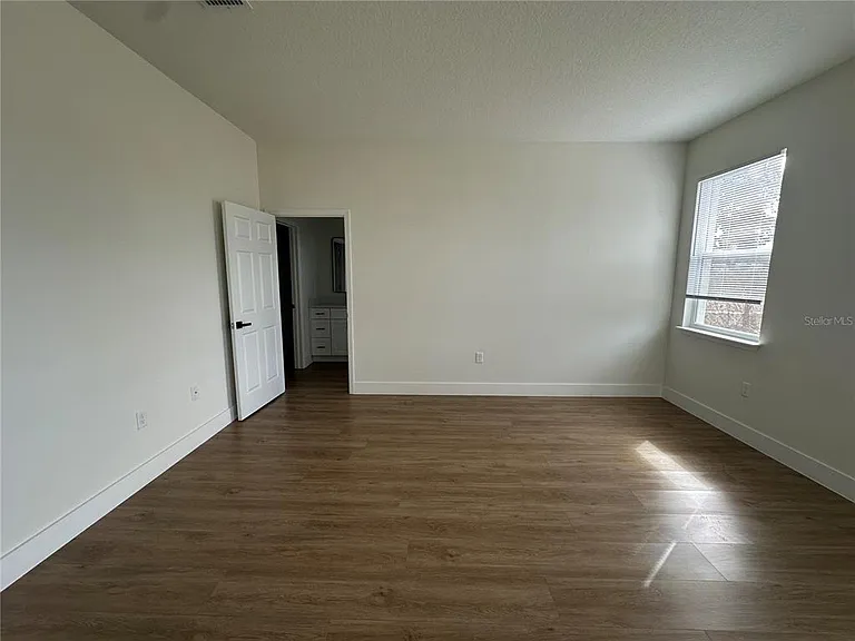 1323 E Derby Dr — Photo 10