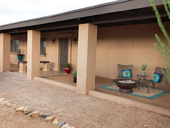 3rd image of 7010 N Broom Tail Dr