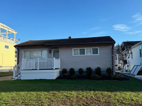 214 Bartram Ln, Ocean City, NJ 08226