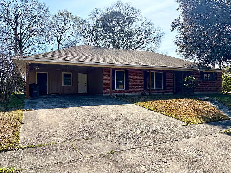 1st image of 12460 Parkwood Dr