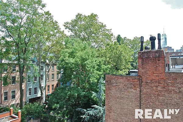 Rented by REAL New York | media 18