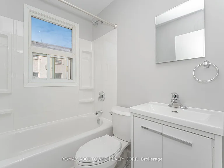 1031 Churchill Ave E #3 — Photo 20