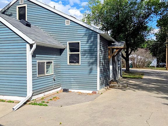 4th image of 902 Quincy St