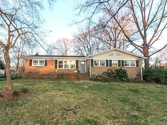 2nd image of 7514 Elwood Dr