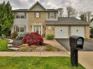11 Penns Grant Dr, Easton, PA 18045