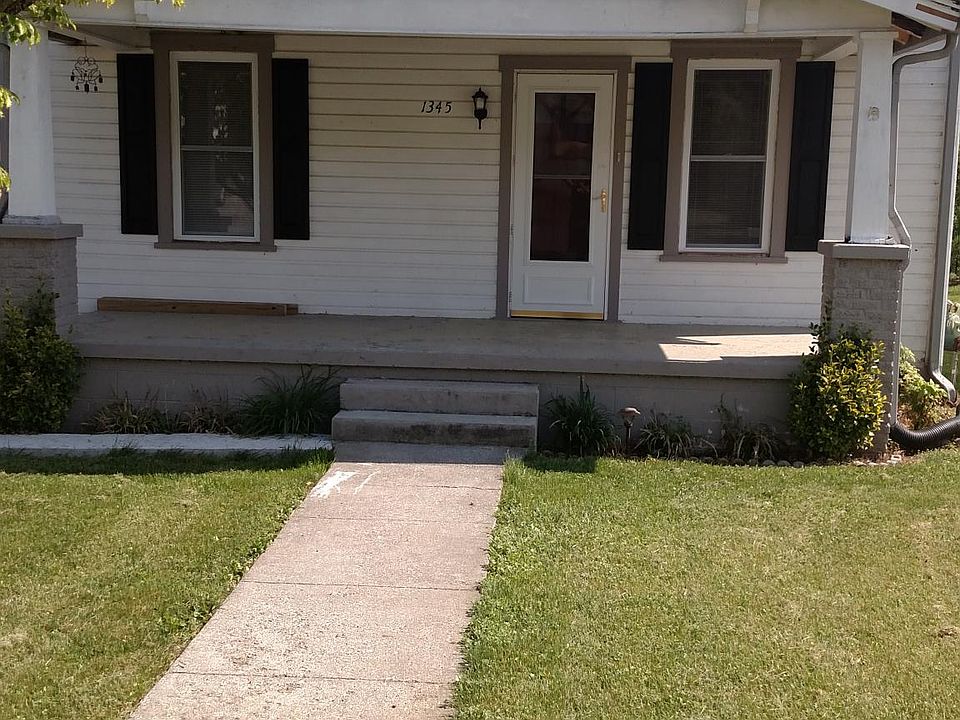 1st image of 1345 Rose Ave SE