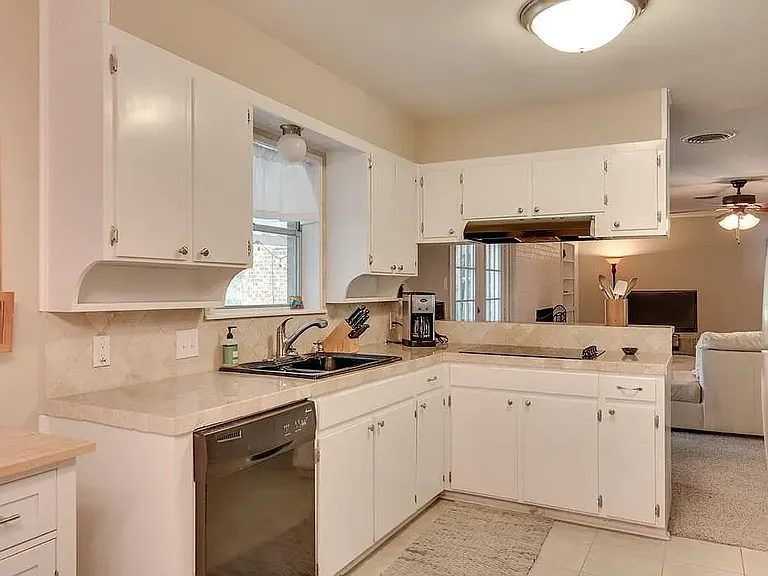 6005 Wiser Ave — Photo 9