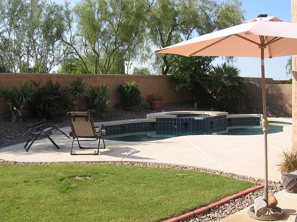 2nd image of 21605 N 43rd Pl