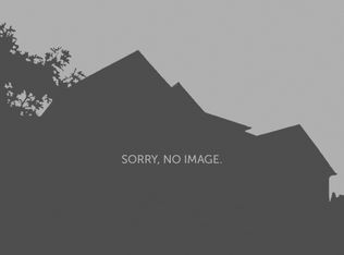 29 16th Ave N, Hopkins, MN 55343