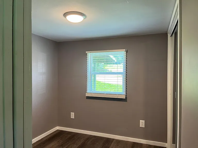 404 Hartley Dr — Photo 6