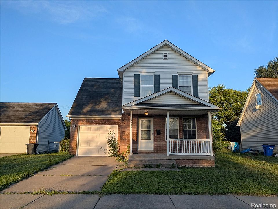 1st image of 3935 15th St