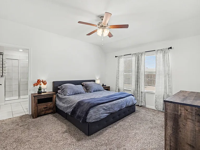 706 Spur Rdg — Photo 19