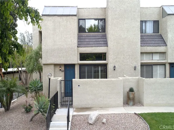 984 W Riverside Dr Unit 10, Burbank, CA 91506