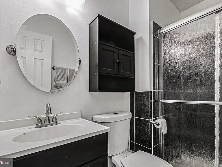 3738 Broomsedge Ct — Photo 15