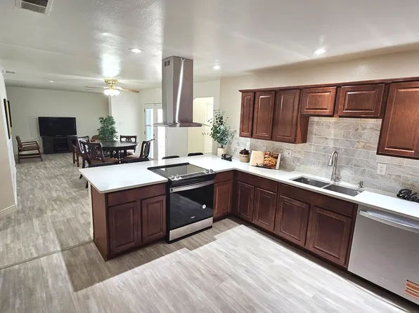 2907 S ELM Street, Tempe, AZ 85282