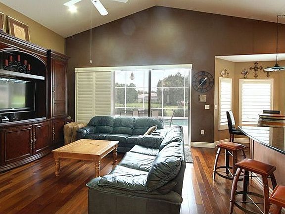 Open Spacious Floor Plan