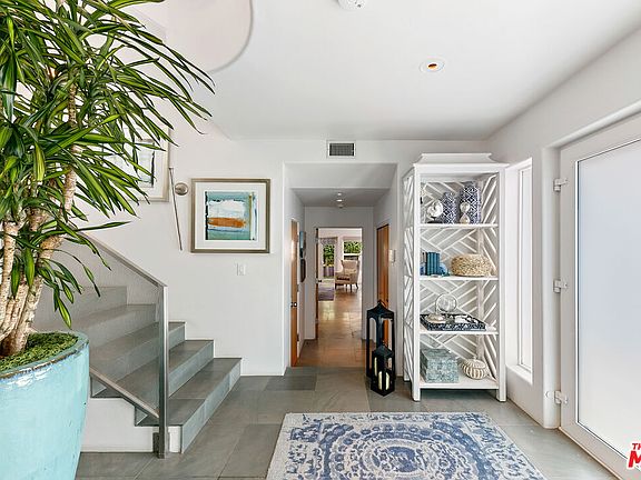 4th image of 1341 Palisades Beach Rd