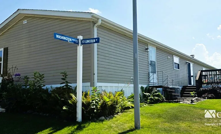 West Branch Village — Photo 10