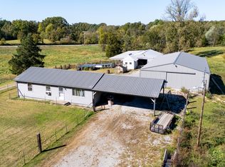 104 E Boundary Rd, Creal Springs, IL 62922