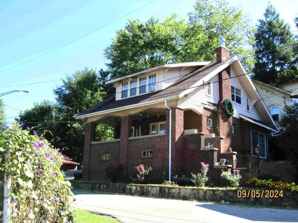 501 Harlan Ave, Harlan, KY 40831