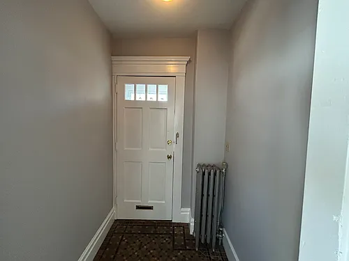 19 Washington St #1R Photo 1