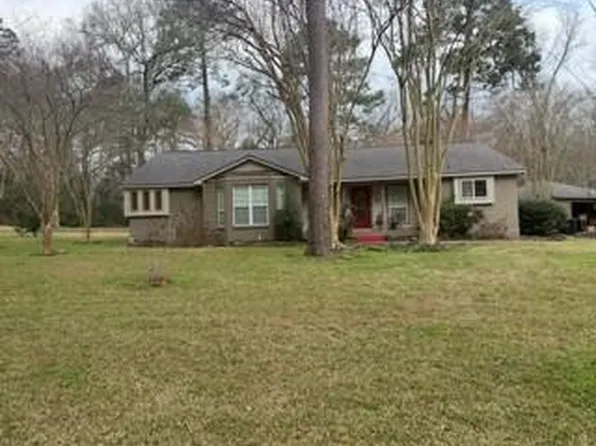 286 Carriage Trl, Montgomery, TX 77316