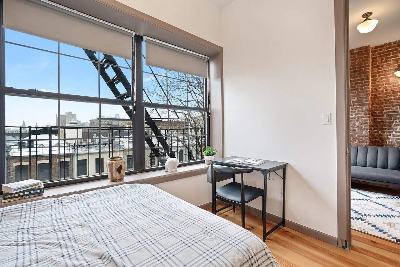 Trendy Private ROOM in Harlem — Photo 1