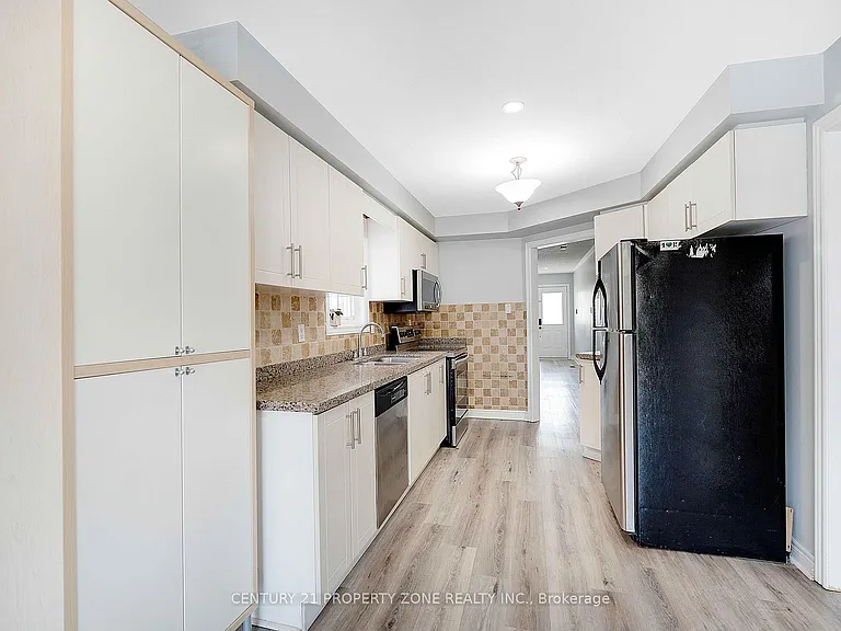 3893 Manatee Way #UPPER — Photo 10