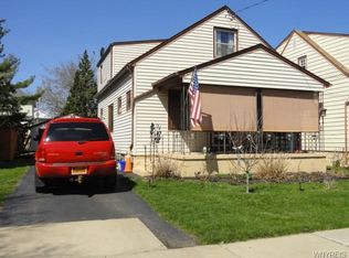 614 31st St, Niagara Falls, NY 14301