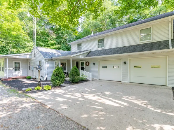 460 N Knoop Johnston Rd, Sidney, OH 45365