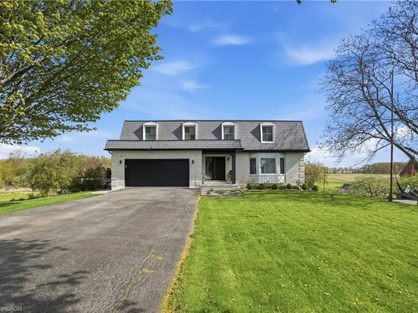 296 Ridge Rd W, Grimsby, ON L3M 4E7