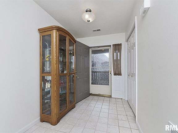5th image of 7319 N Villa Lake Dr APT 4
