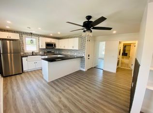 61 Charles St #2, Bristol, RI 02809