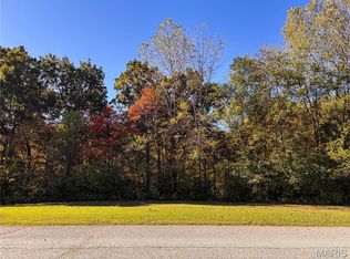 1 Manderly Place Dr, O'Fallon, MO