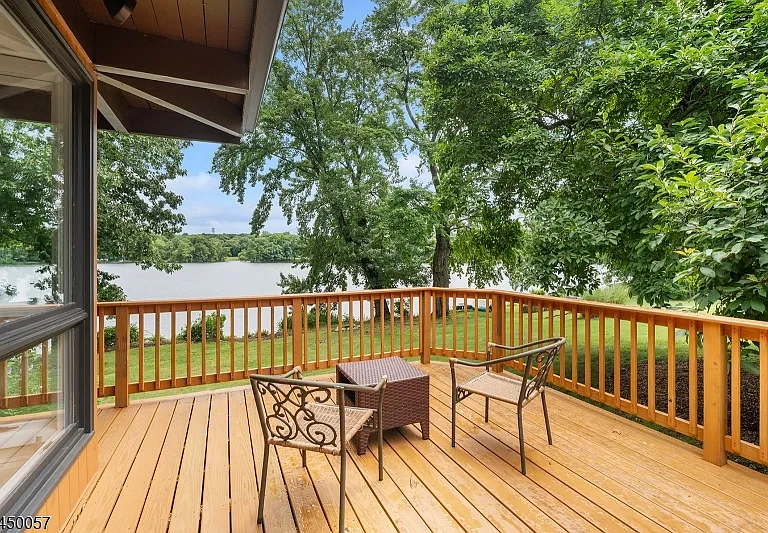 24 Fayson Lake Rd — Photo 3