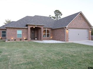 143 Pea Reaux Ln, Gladewater, TX 75647