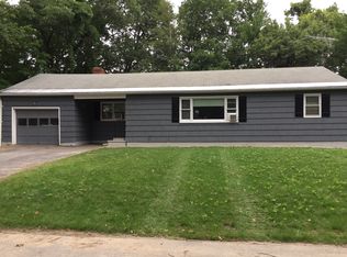 134 Malburn St, Leominster, MA 01453