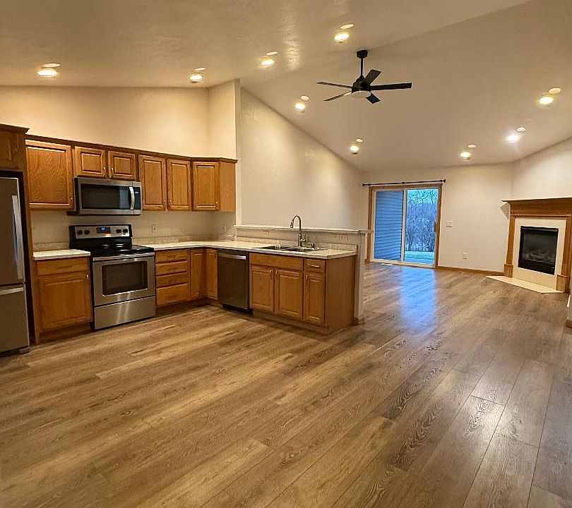 1st image of 2173 Hillington Dr