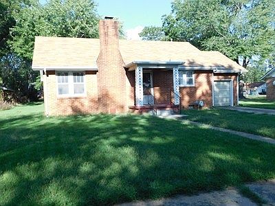1st image of 1037 N Lynn St