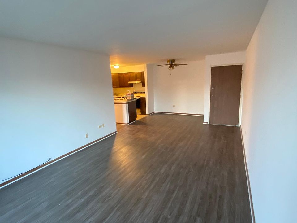 1st image of 716 Prescott Dr APT 108