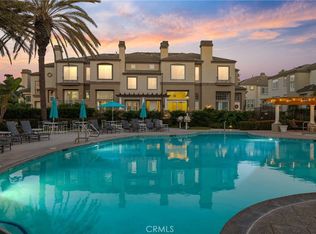 19321 Surfwave Dr, Huntington Beach, CA 92648