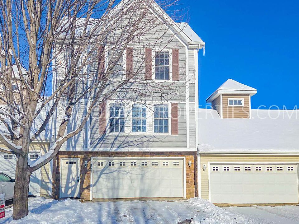 1st image of 15323 Townsend Ave