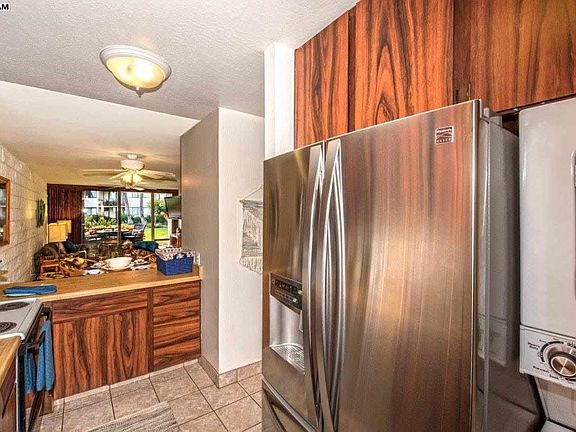 2nd image of 250 Hauoli St APT 113