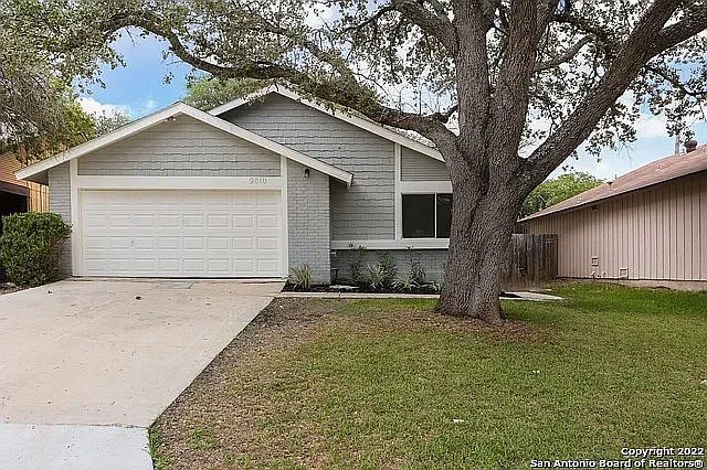 3 bed, 1493 sqft, $2,100 — Photo 2