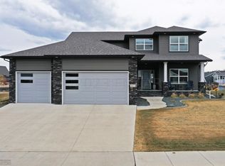 3617 Houkom Dr E, West Fargo, ND