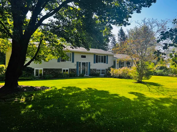 86 Silver Lane, Vernon, VT 05354