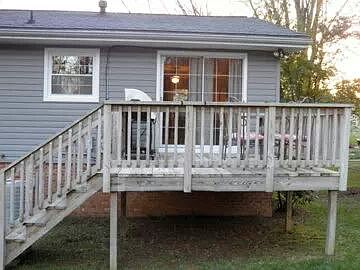 2nd image of 202 Fairway Dr