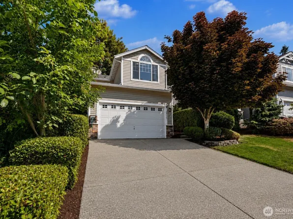 7530 NE 204th Place, Kenmore, WA 98028
