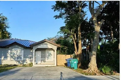 22725 SW 125th Ave #A Photo 1